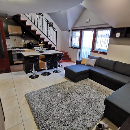 Galery Apartman Gyula Kültér fotó