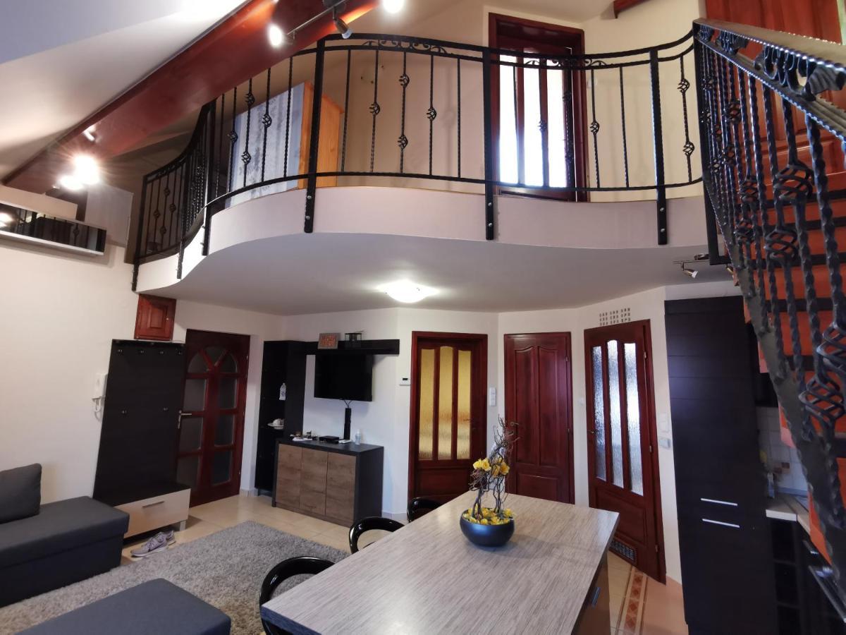 Galery Apartman Gyula Kültér fotó