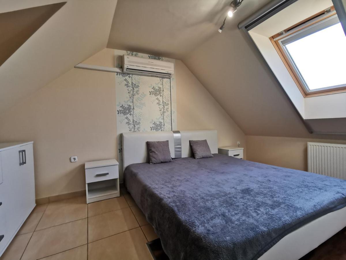 Galery Apartman Gyula Kültér fotó