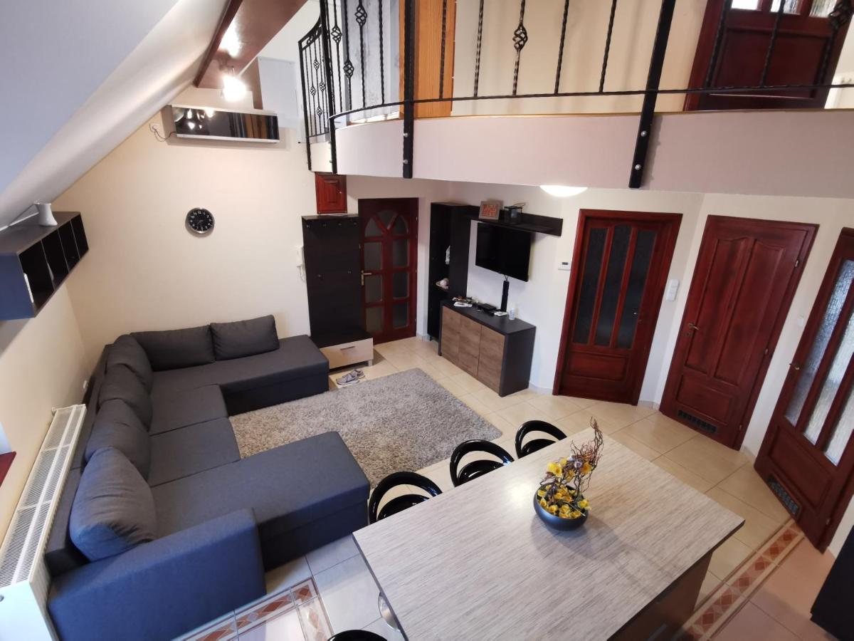 Galery Apartman Gyula Kültér fotó