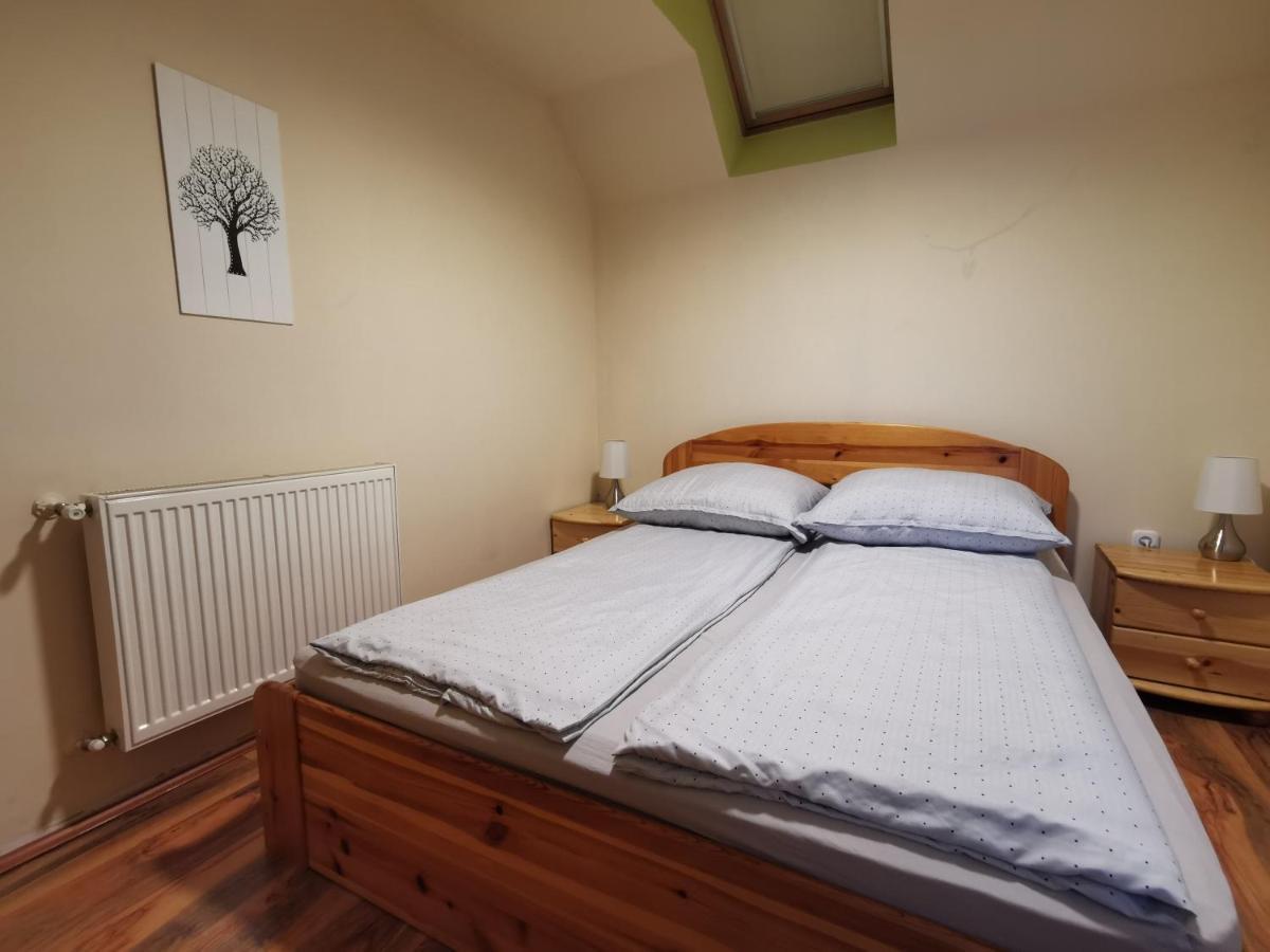 Galery Apartman Gyula Kültér fotó